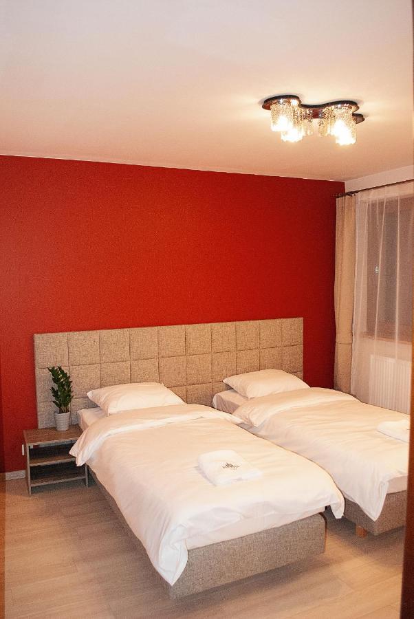Redwood Hostel Lublin Exterior photo