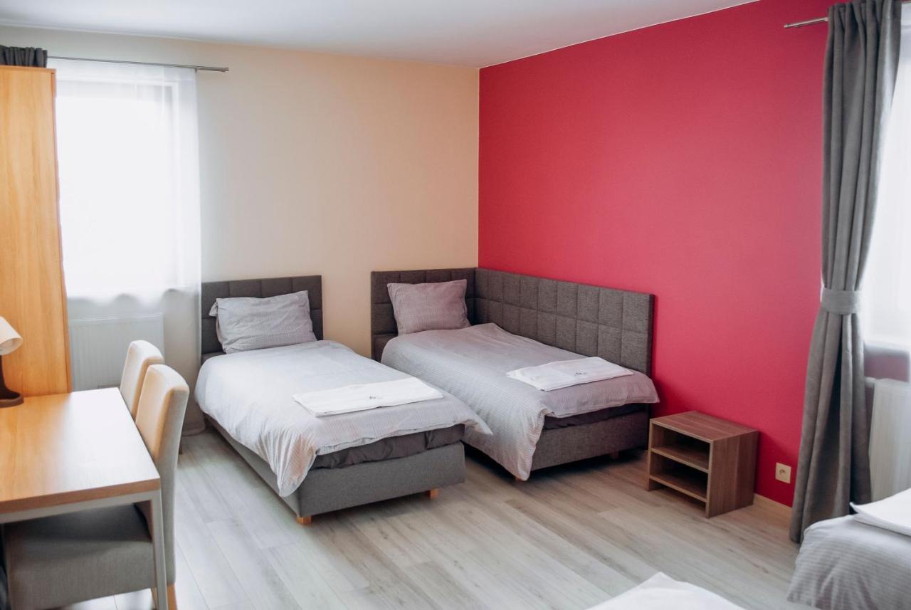 Redwood Hostel Lublin Exterior photo